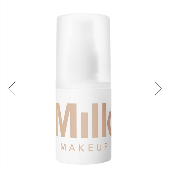 MILK Blurring Spray makeup setting spray - Picture 3 of 3